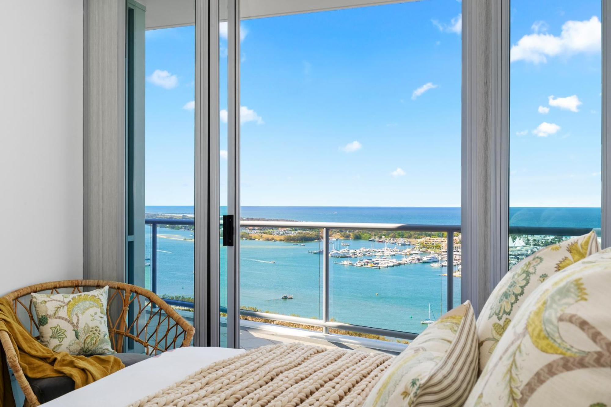 Brighton Shores Gold Coast Room photo